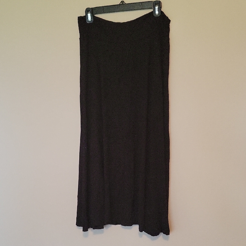 I.N. Studio Black Midi A-Line Skirt for Casual Wear